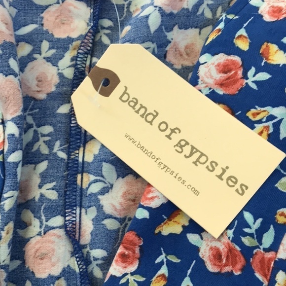 New BAND OF GYPSIES Blue Floral Button Down Dress Size Small - Picture 8 of 10
